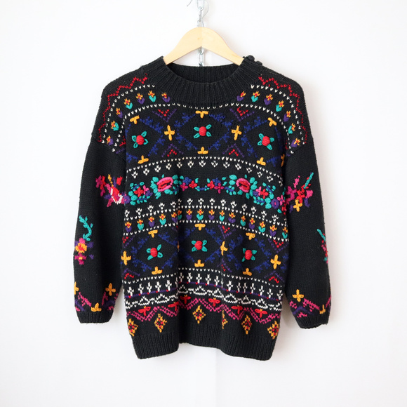 Vintage Sweaters - vintage 90s hand knit embroidered floral sweater S